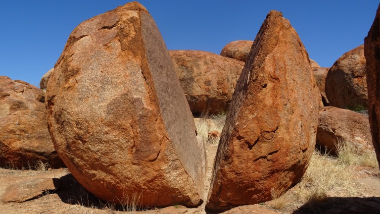 Ups, zerbrochen! Devils Marbles 